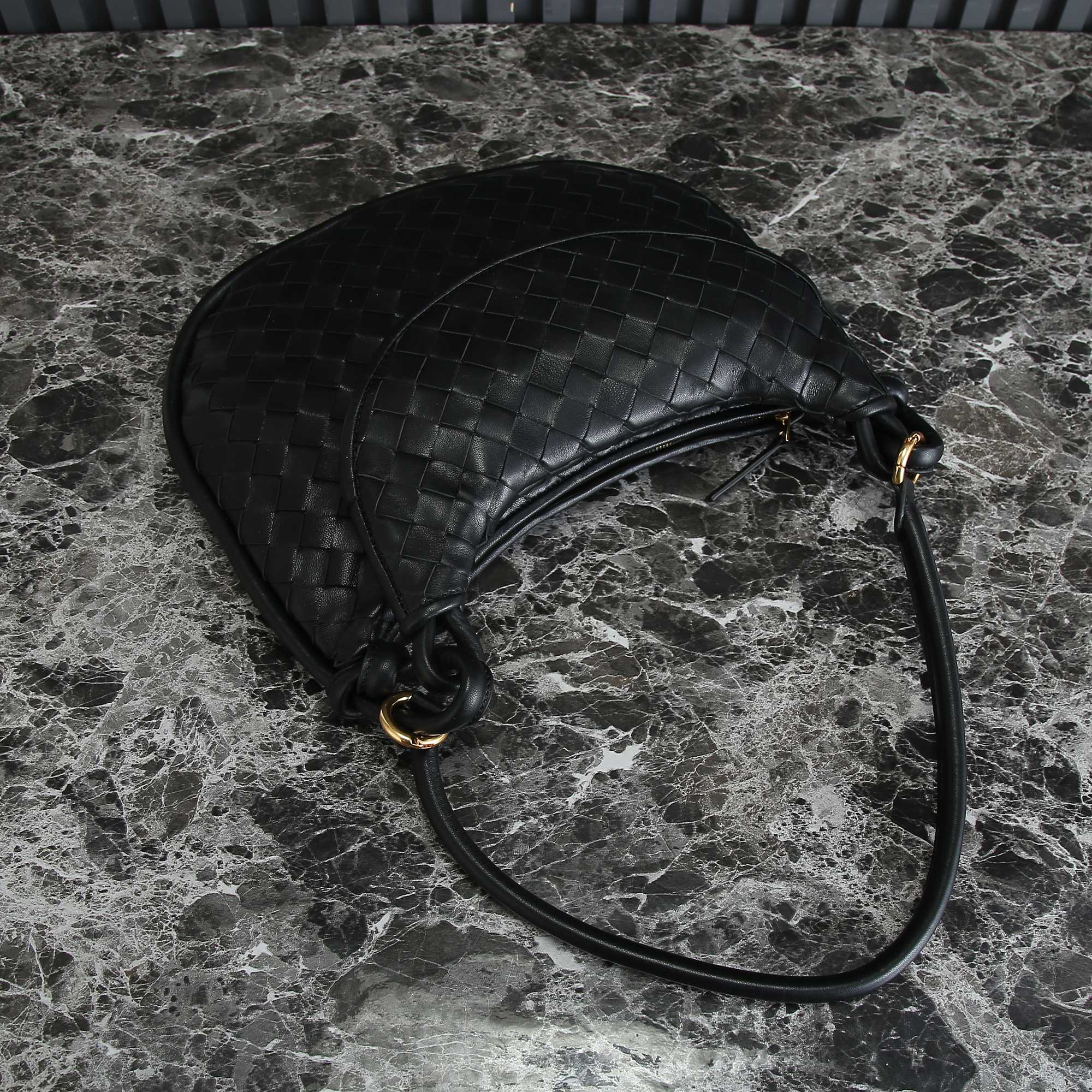 Bottega Veneta Hobo Bags